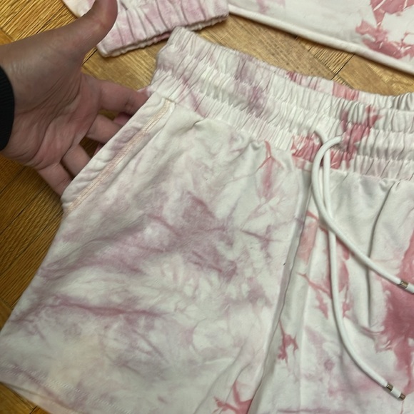 Luna - Picture 11 of 13